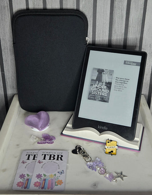 Purple & Black E-reader Bundle