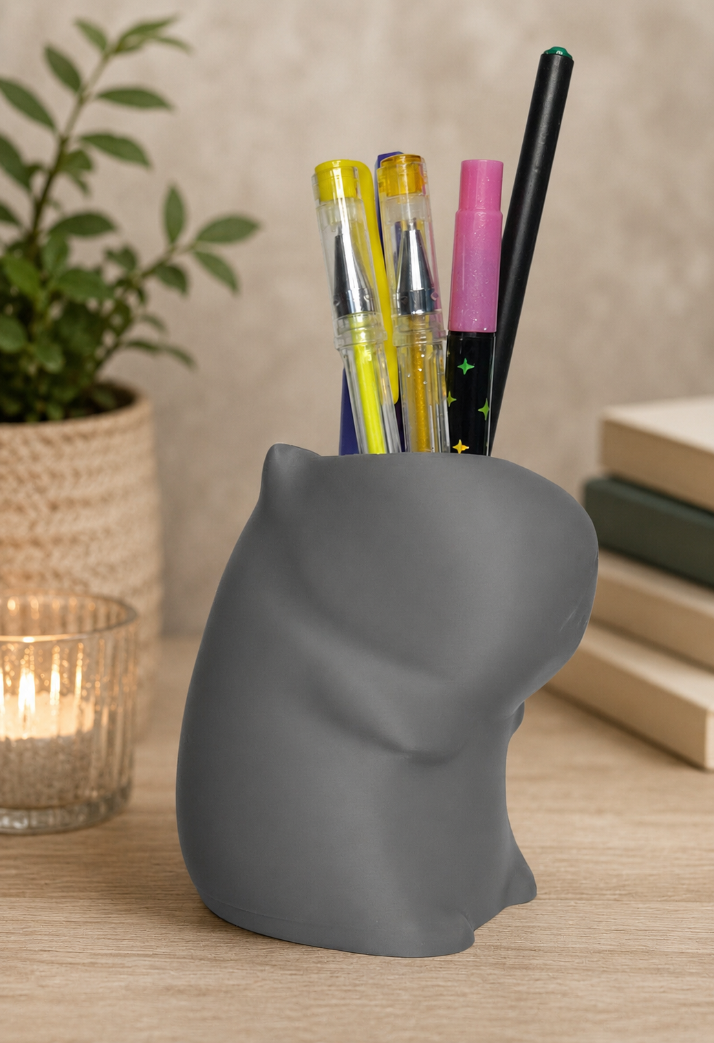 Capybara Pen Pot